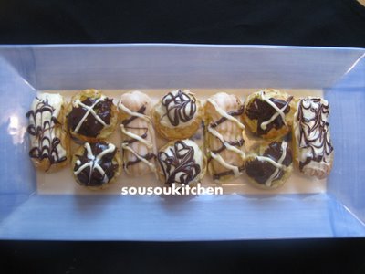 Voici la recette d’une pâtisserie qui est parfaite pour de belles occasions en famille ou entre amis. C’est une recette originale et assez simple à faire. Voici les ingrédients nécessaires:...