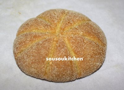 Recette : Harcha – pain de semoule Voici une autre belle recette de pain de semoule qui est très facile à préparer et le goût est très bon, surtout accompagné d’un bon verre de thé. Voici les...