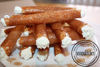 C’est une recette très simple à préparer pour le dessert qui est à la saveur de gingembre. Voici les ingrédients nécessaires ainsi que le vidéo qui démontre les étapes. 4...