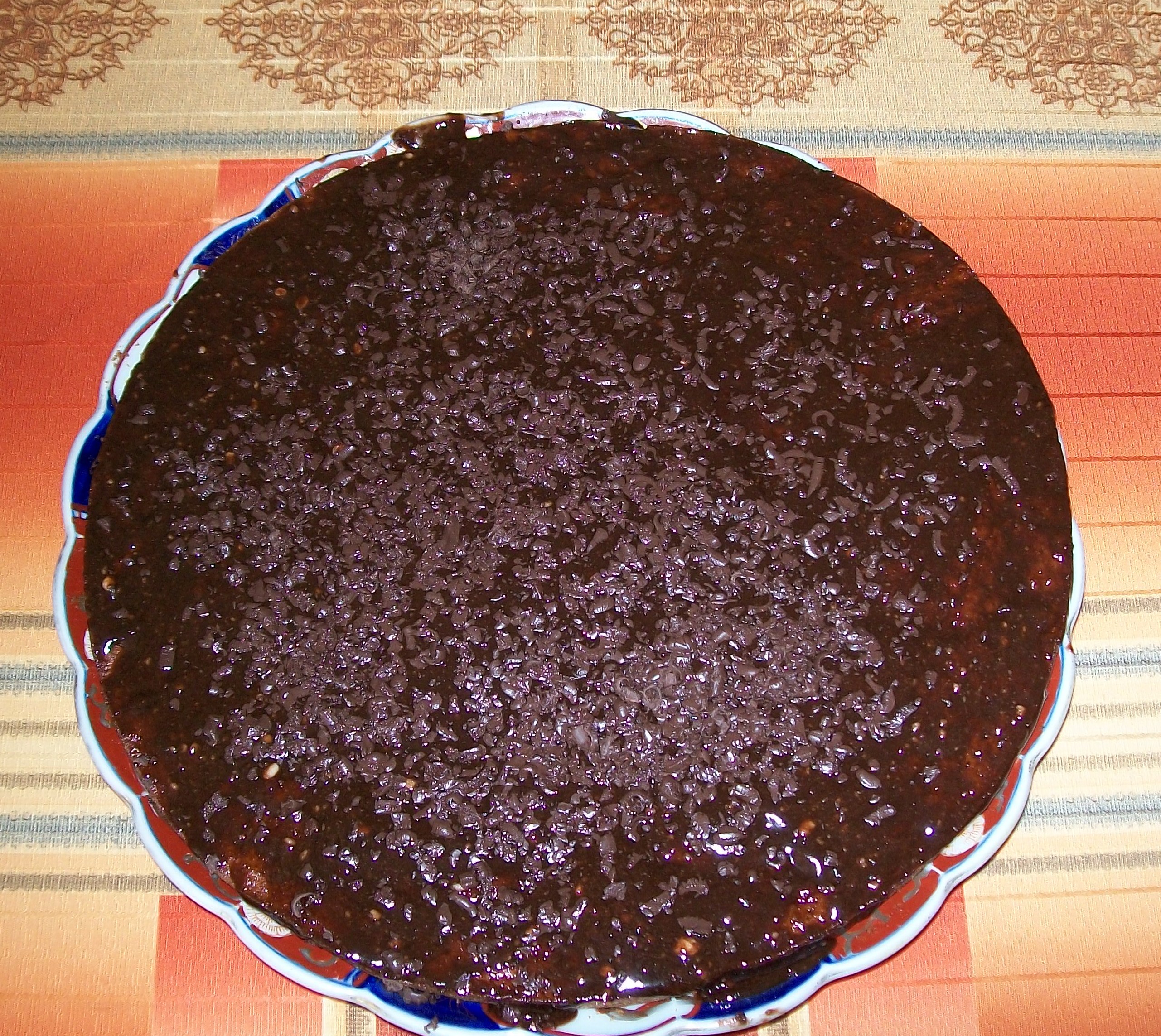 Un gâteau idéal à servir lorsqu’on reçoit ou bien simplement comme goûter. C’est une recette qui est faite à base de carottes, de yaourt et du chocolat bien sûr! Voici...