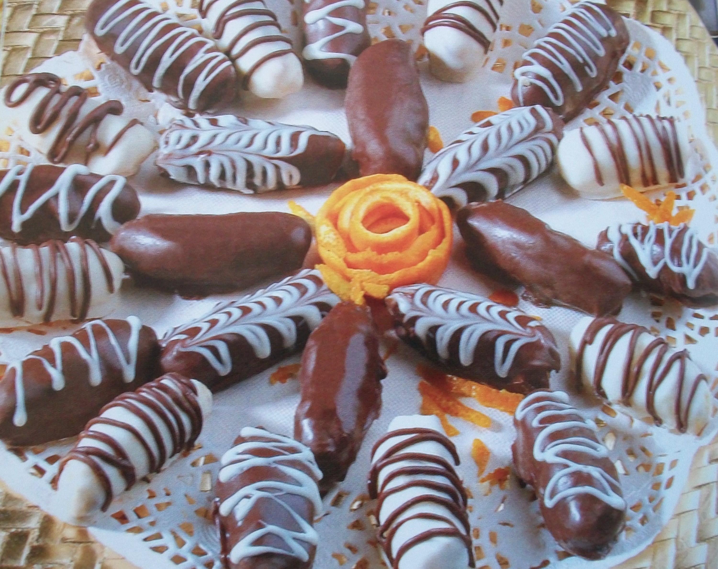 C’est une recette très simple et rapide à faire. La présentation est excellente ainsi que le goût de noix de coco. Voici les ingrédients nécessaires ainsi que les étapes ci-bas....