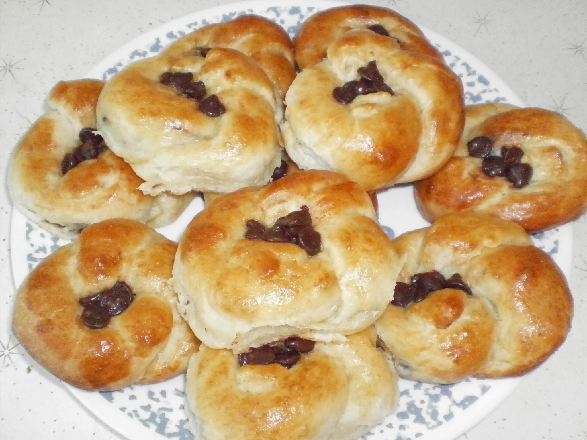 Recette : Brioche de pain aux pépites de chocolat C’est la recette de brioche de pain aux pépites de chocolat, une délicieuse pâtisserie simple à préparer et qui donne un merveilleux résultat. Voici les ingrédients et étapes nécessaires. Ingrédients...