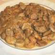 Recette : Tajine de veau et fèves (gourganes) C’est la recette de veau et fèves, un plat simple, délicieux et très nutritif. Vous avez le mélange de viande et de légumineuses tout-en-un, c’est un excellent choix de par...