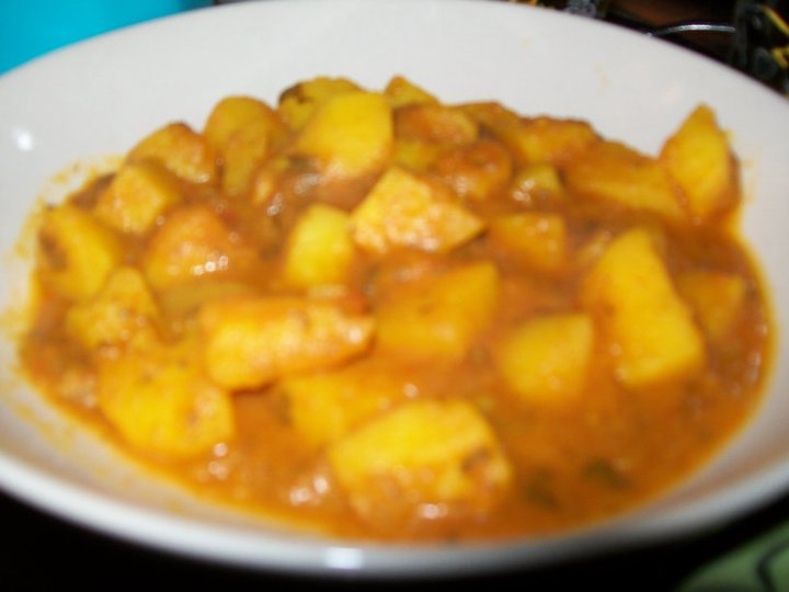 Recette : Salade chaude de pommes de terre C’est la recette d’entrée de pommes de terre qui est parfait pour les temps froids de l’année. Elle peut être servit en complément à un plat principal. Voici ce dont...