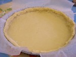 Pâte : Sucrée C’est une recette de la pâte sucrée, qui est la base de toutes vos tartes, qu’elles soient sucrées ou salées. Voici les ingrédients et étapes nécessaires. Ingrédients : 230 g...