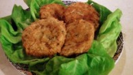 C’est une recette très simple et délicieuse à déguster en tant qu’entrée à un plat principal. Voici les ingrédients et étapes nécessaires. Ingrédients : 500 g de pommes de terre...